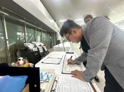 23일 수요일, 추석 명절을 앞두고 무안국제공항에 마련된 제주항공 여객기 참사 합동분향소를 찾아 희생자분들의 영정 앞에 고개 숙여 명복을 빌었습니다. 